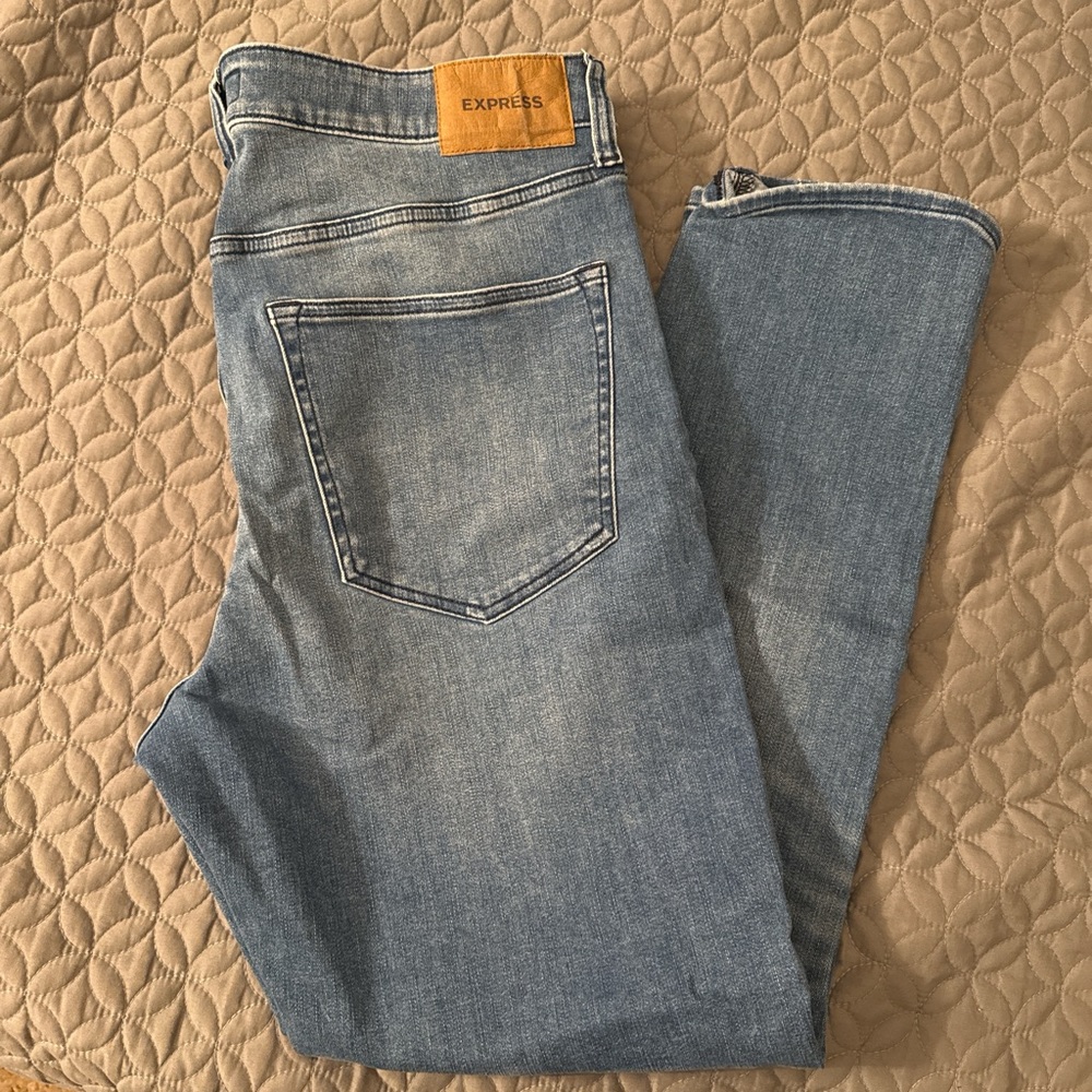 2 Express jeans